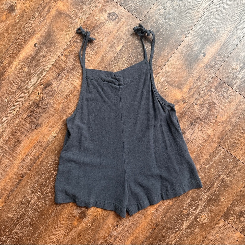 Cute Tie-Strap Romper with Pockets